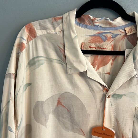 Tommy Bahama NWT 100% Silk Hawaiian shirt Men’s 2XL Big & Tall - Picture 3 of 13
